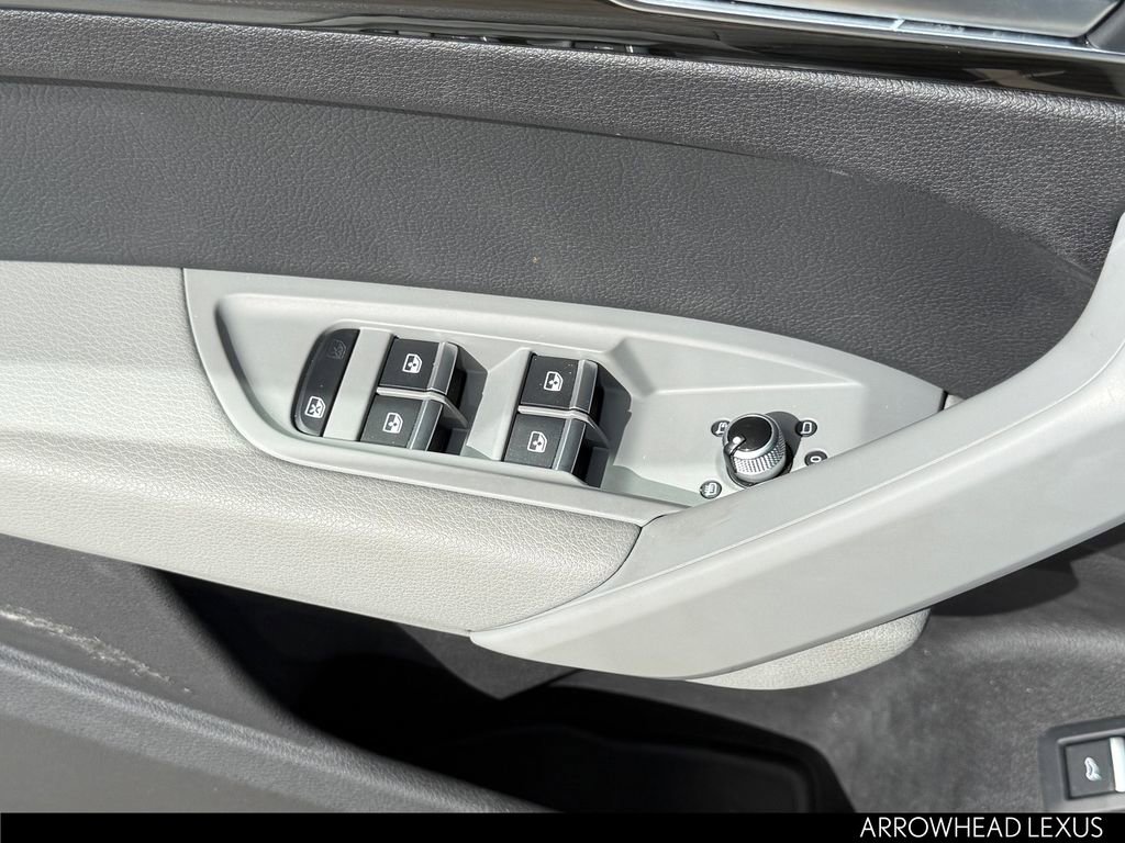 Used 2018 Audi Q5 2.0T Premium Plus AWD/4WD image 24