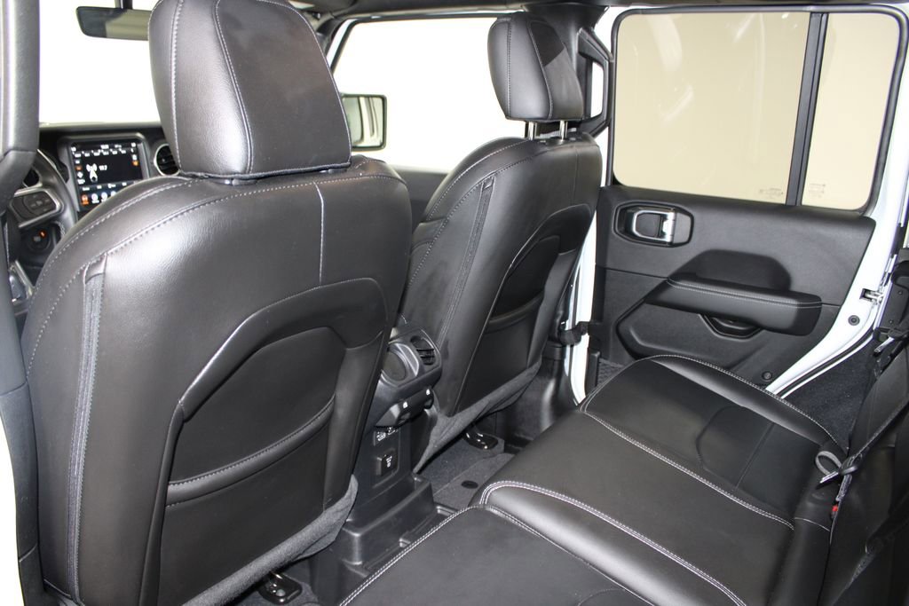 Used 2023 Jeep Wrangler Unlimited Sahara w/ Cold Weather Group image 26