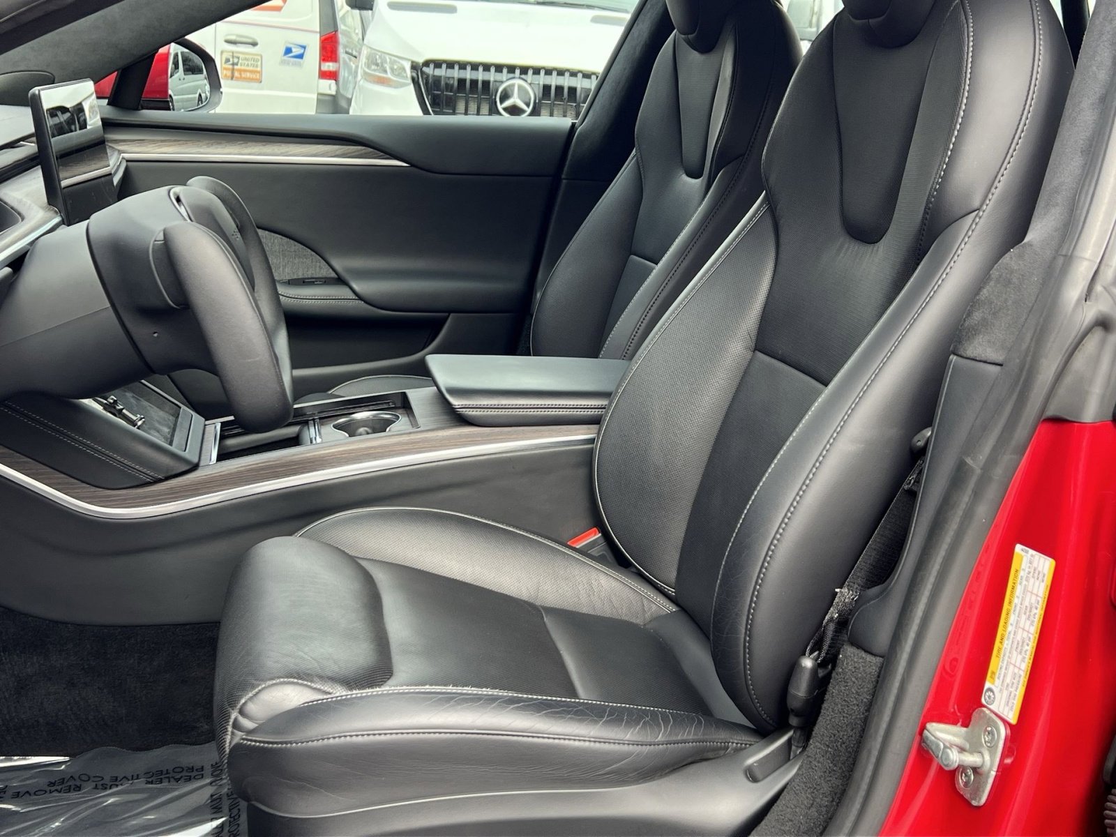 Used 2021 Tesla Model S Plaid image 11