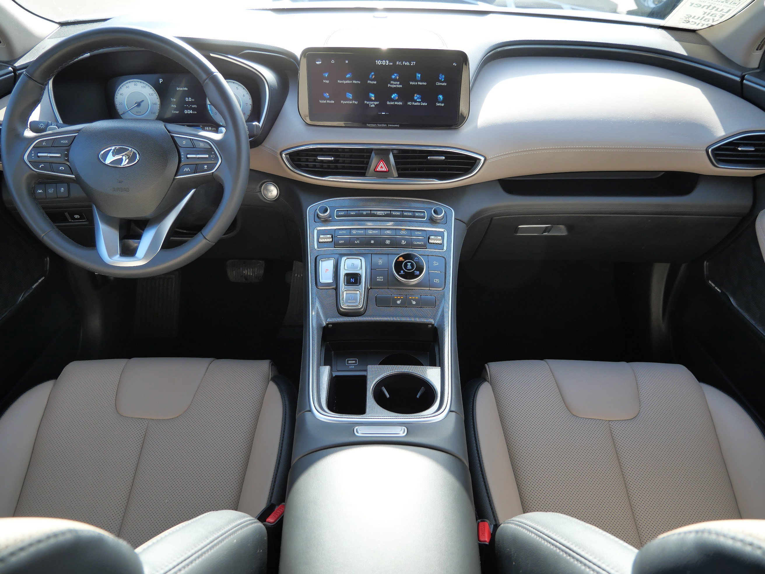 Certified 2023 Hyundai Santa Fe SEL w/ Premium Package AWD/4WD image 10