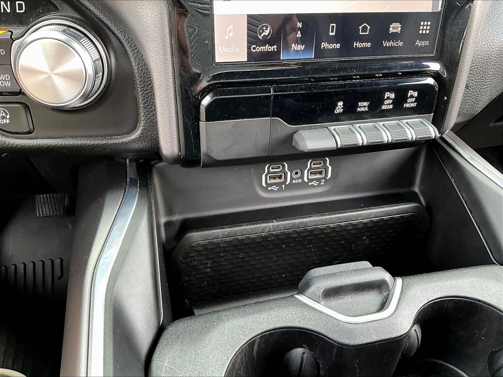 Used 2023 RAM 1500 Laramie AWD/4WD image 16