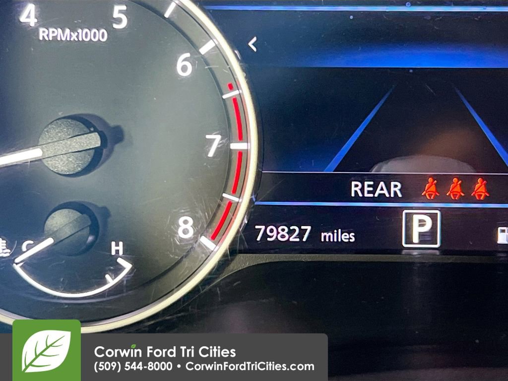 Used 2021 Nissan Sentra SV image 2