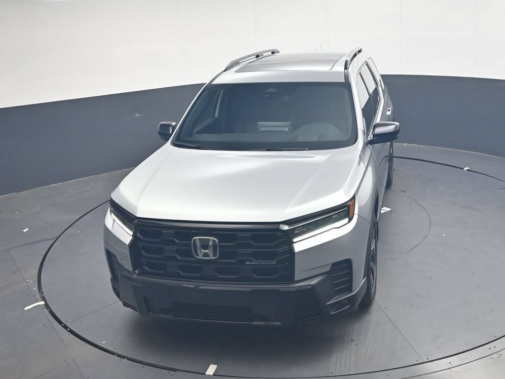 New 2026 Honda Pilot Black Edition image 17