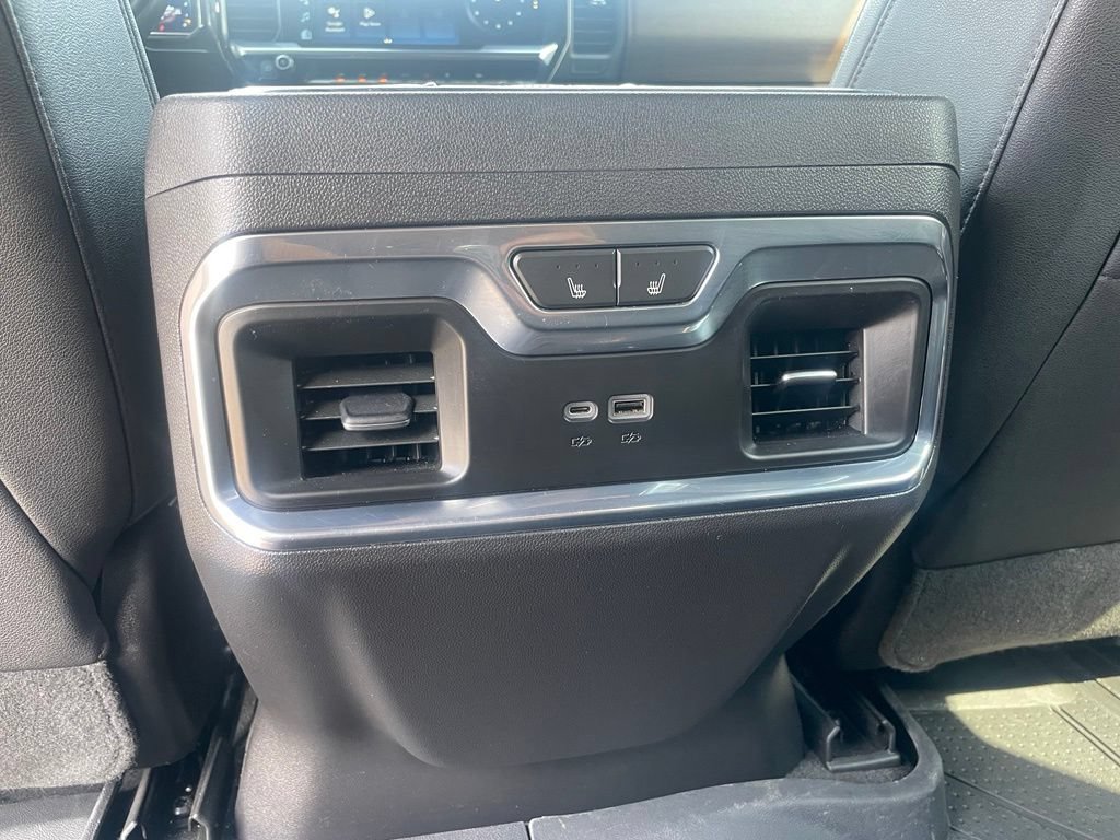 Used 2023 Chevrolet Silverado 1500 High Country w/ Technology Package AWD/4WD image 49