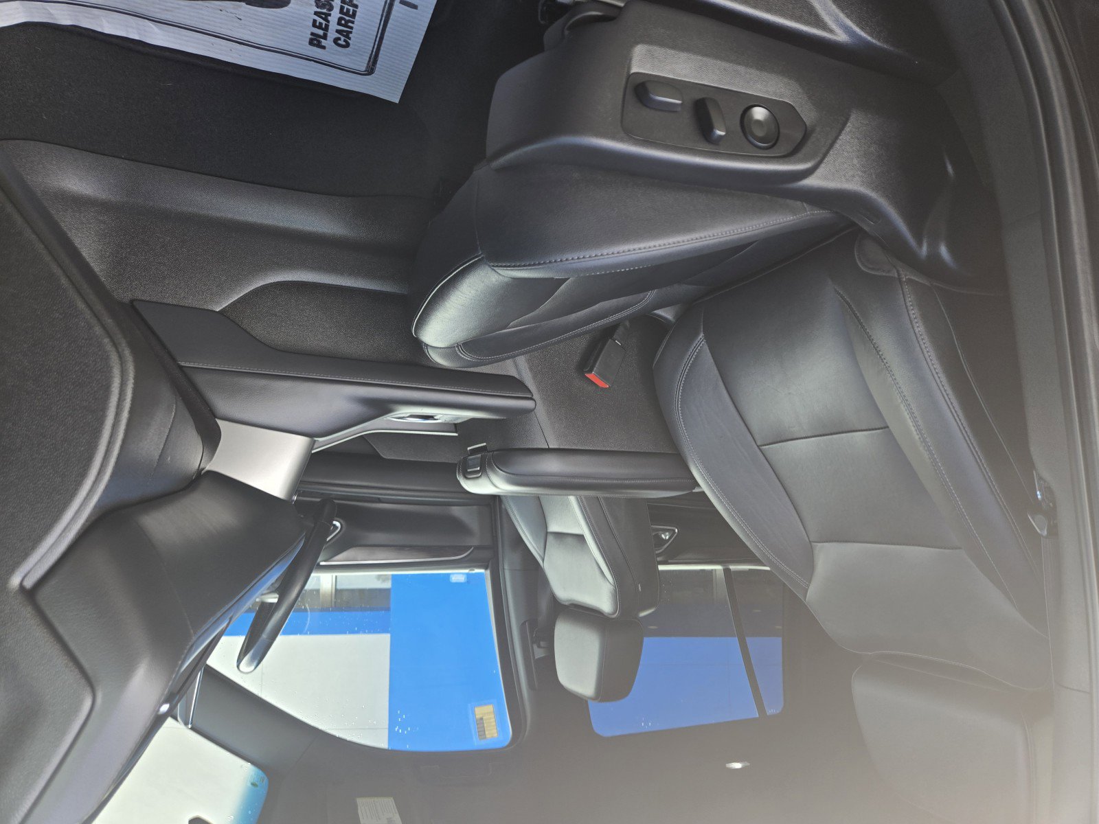 Used 2021 Chevrolet Tahoe Z71 w/ Luxury Package image 21