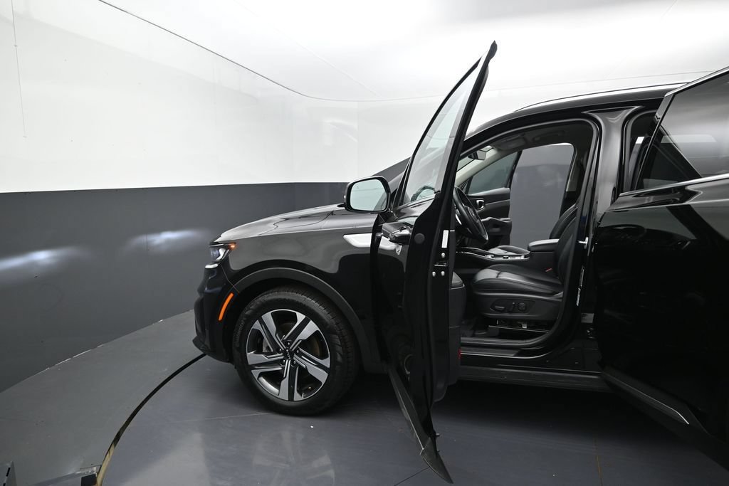 Used 2023 Kia Sorento EX AWD/4WD image 13