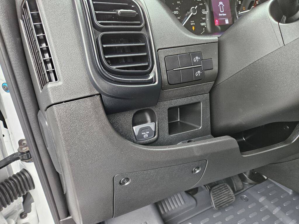Used 2025 RAM ProMaster 3500 FWD image 21