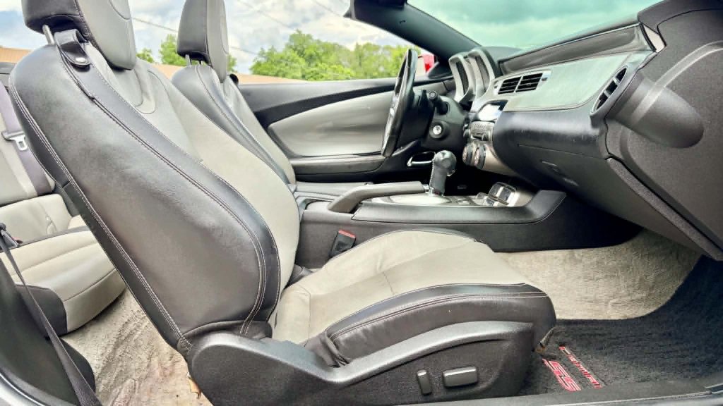 Used 2012 Chevrolet Camaro SS w/ RS Package RWD image 13