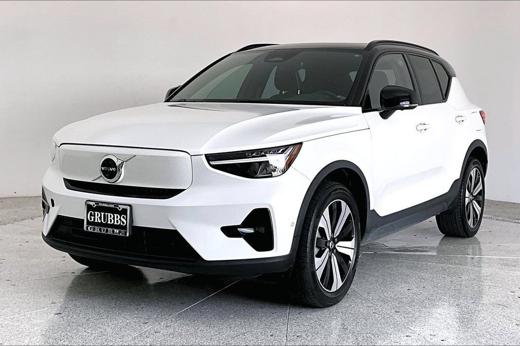 Certified 2023 Volvo XC40 Recharge Plus AWD/4WD image 14