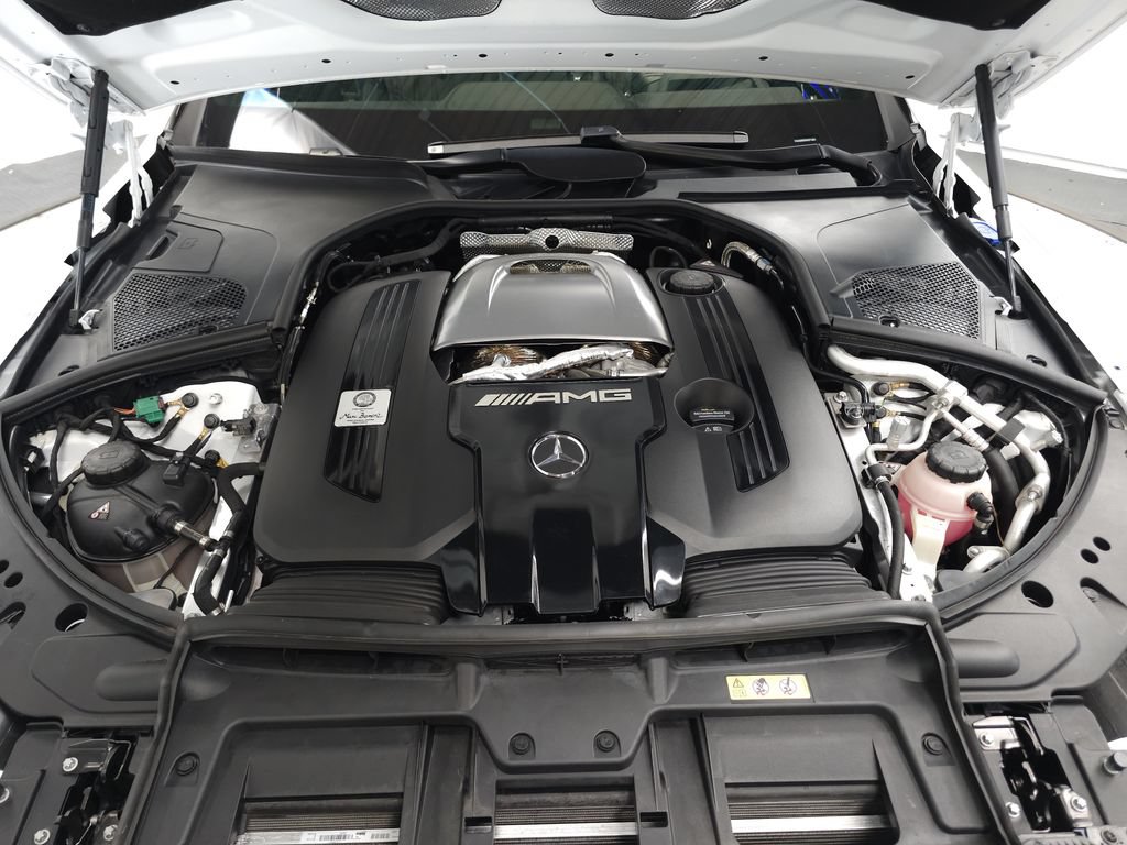 Used 2024 Mercedes-Benz S 63 AMG S w/ Carbon Fiber Exterior Package image 39