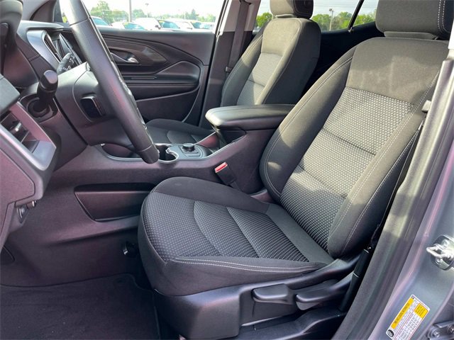 Used 2024 GMC Terrain SLE image 29
