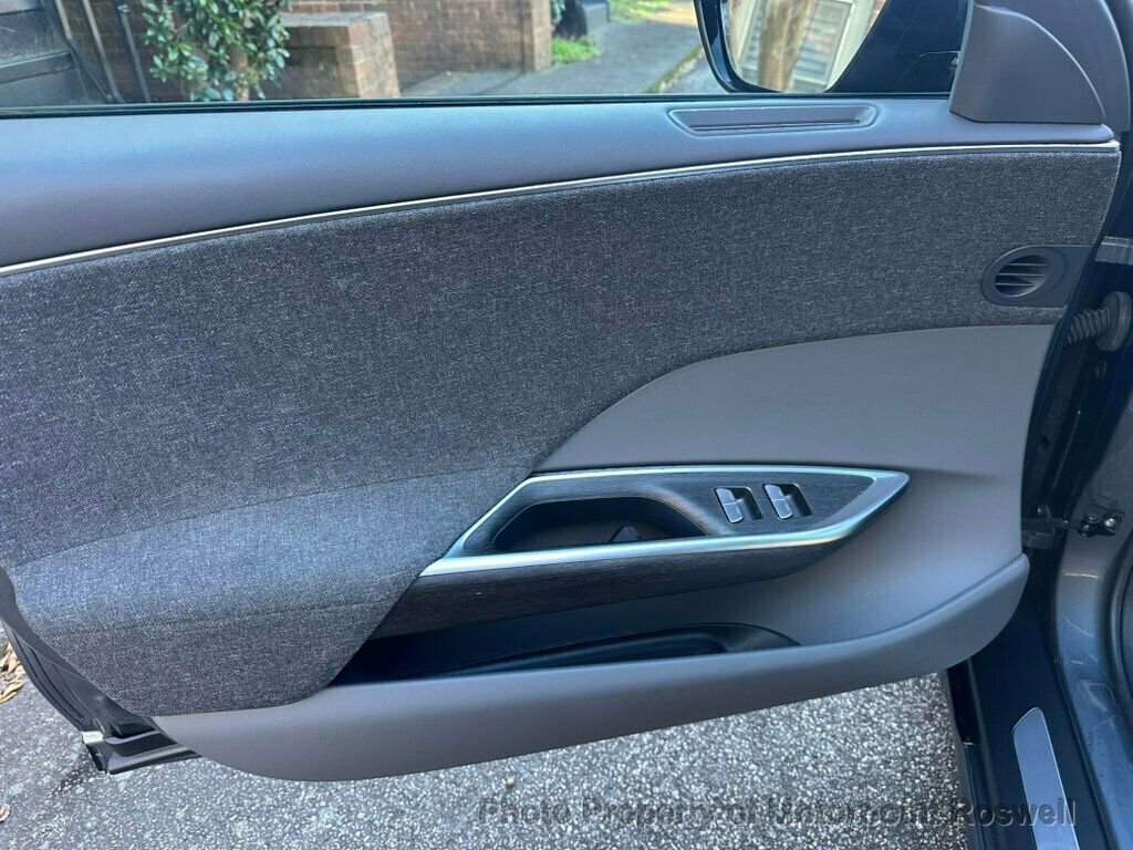 Used 2024 Lucid Air Touring image 17