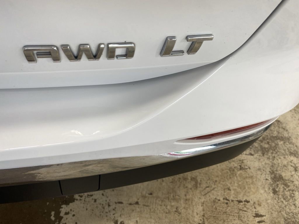 Used 2020 Chevrolet Equinox LT w/ Sport Edition AWD/4WD image 11