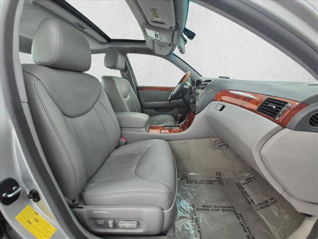 Used 2005 Lexus LS 430 RWD image 23