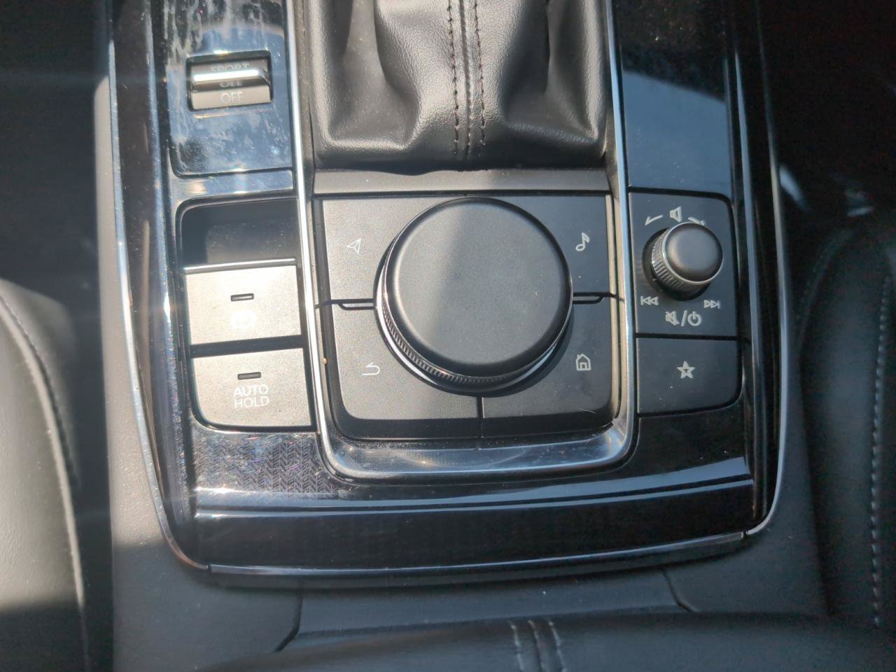 Used 2024 MAZDA CX-30 AWD 2.5 S w/ Preferred Package image 26