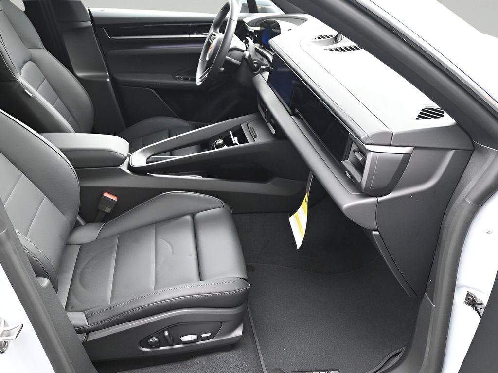 New 2026 Porsche Macan Electric RWD image 12