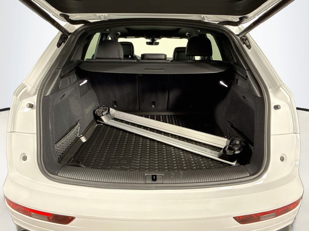 Used 2024 Audi Q5 2.0T Premium Plus w/ Premium Plus Package AWD/4WD image 21