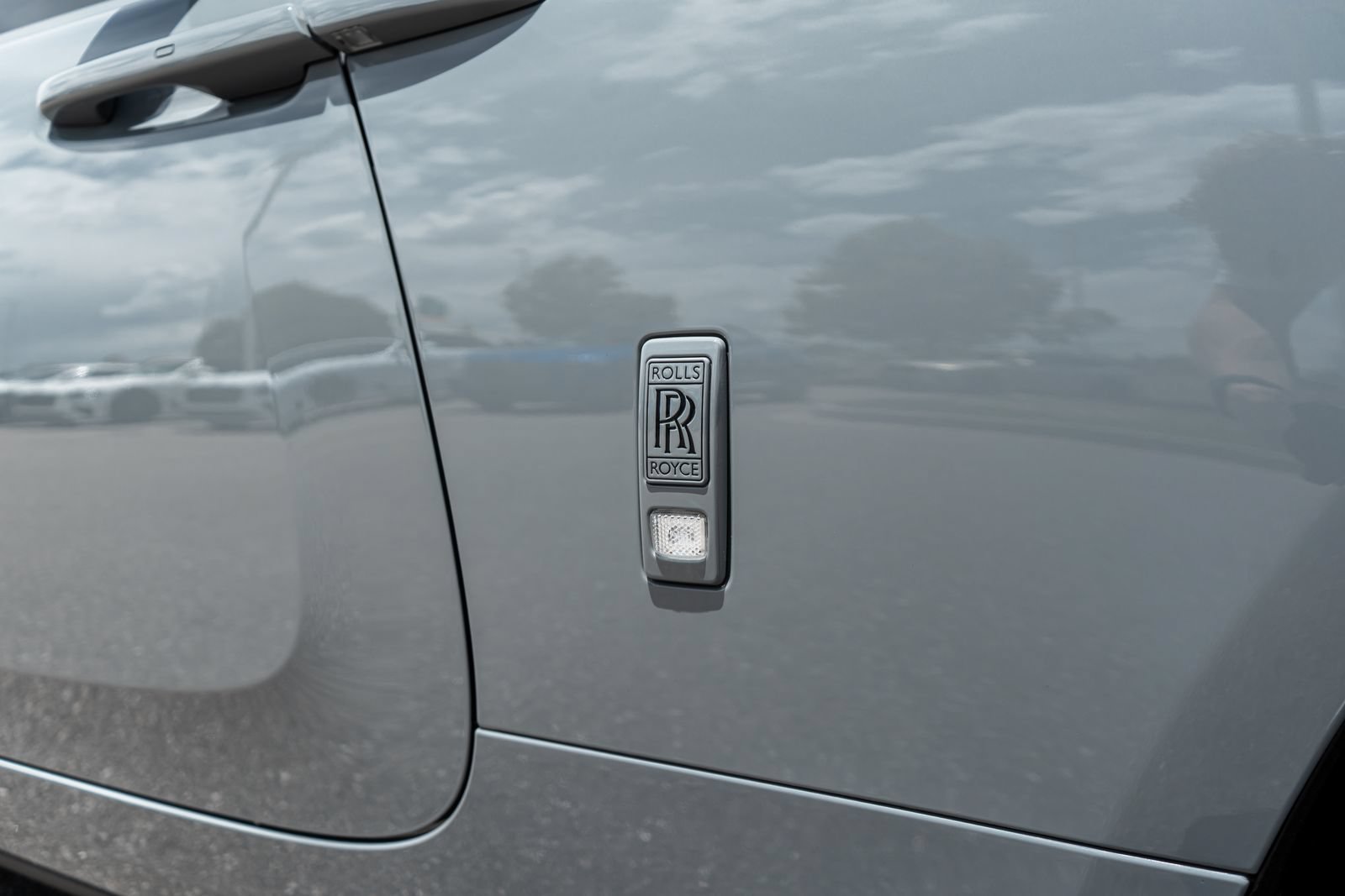 Used 2020 Rolls-Royce Dawn RWD image 18