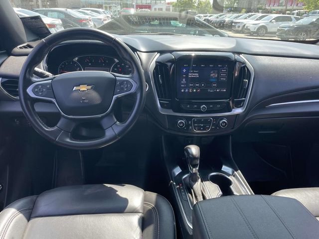 Used 2022 Chevrolet Traverse LT image 19
