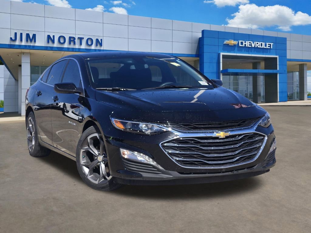 Used 2022 Chevrolet Malibu LT image 1