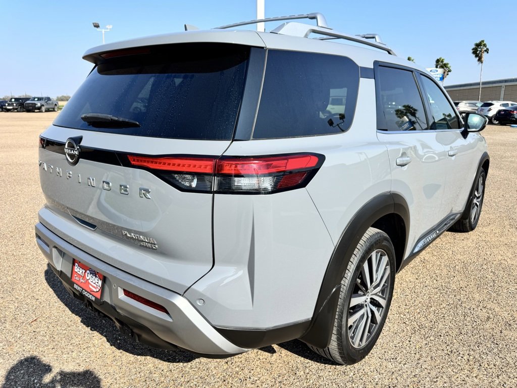 Used 2022 Nissan Pathfinder Platinum w/ Cargo Package image 7