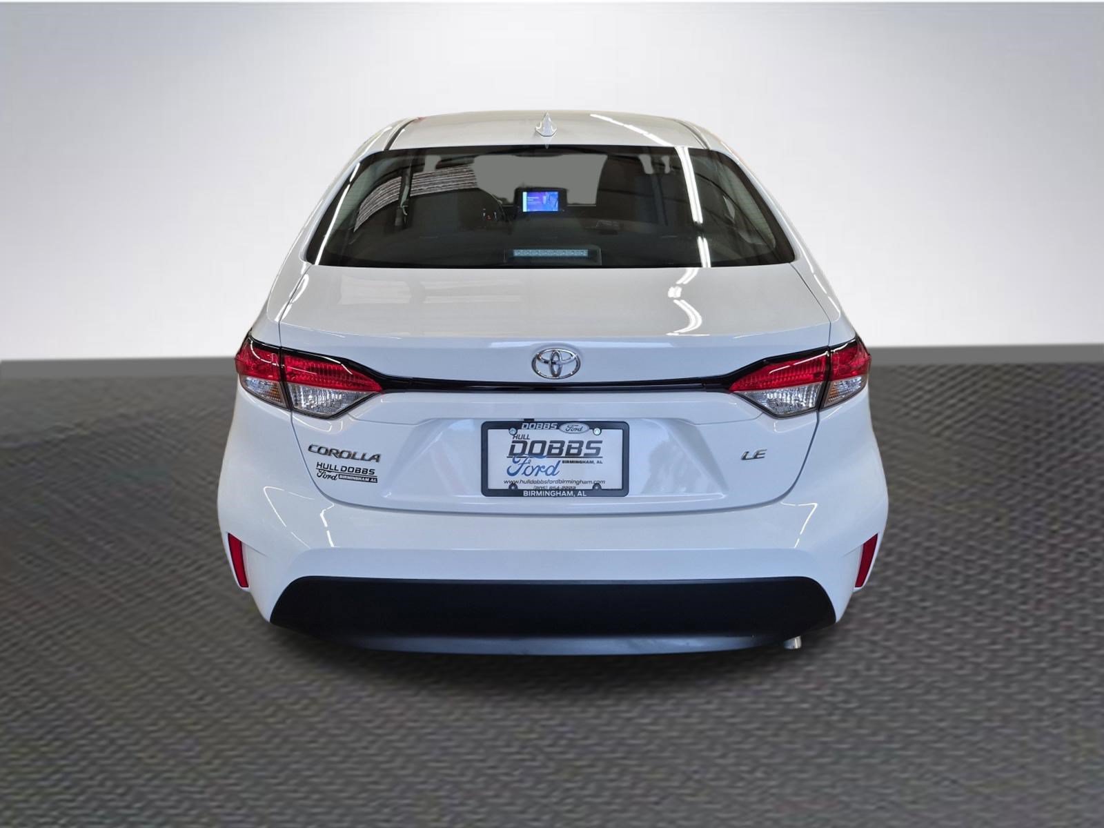 Used 2026 Toyota Corolla LE FWD image 6