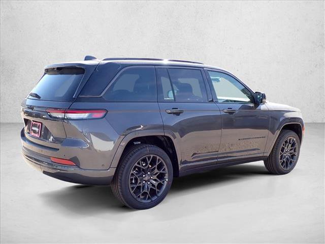 New 2026 Jeep Grand Cherokee Summit AWD/4WD image 4