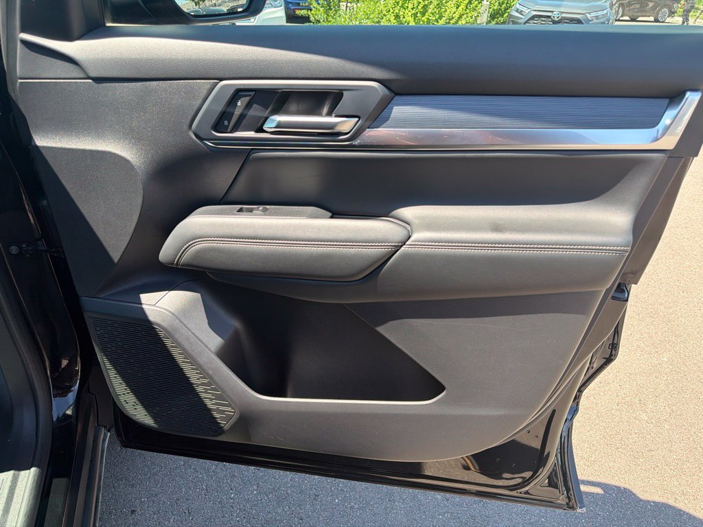 Used 2025 GMC Terrain Elevation AWD/4WD image 10