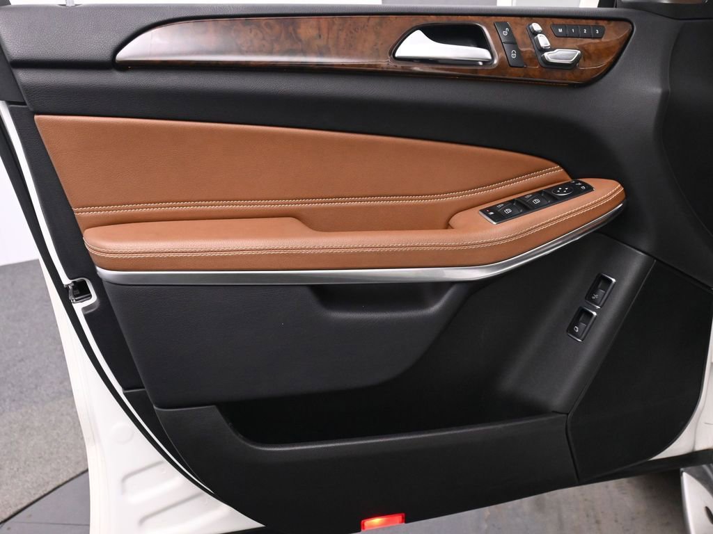 Used 2019 Mercedes-Benz GLS 550 4MATIC image 13