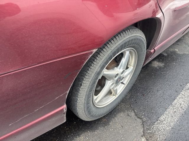 Used 2000 Pontiac Grand Prix GT w/ Opt Pkg image 16