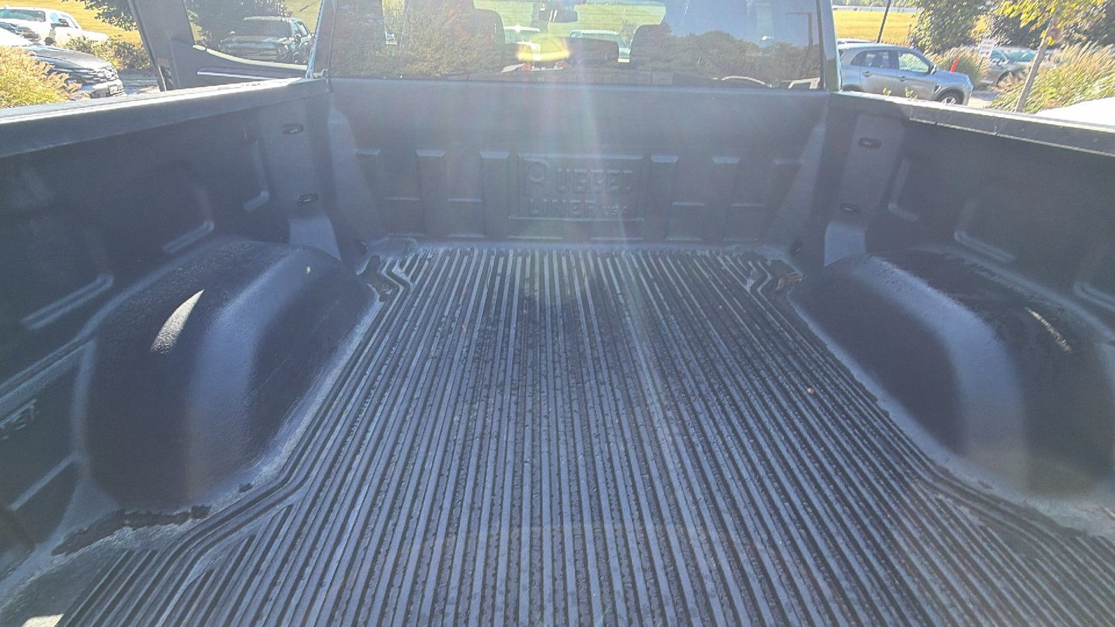 Used 2025 GMC Sierra 1500 SLT AWD/4WD image 13
