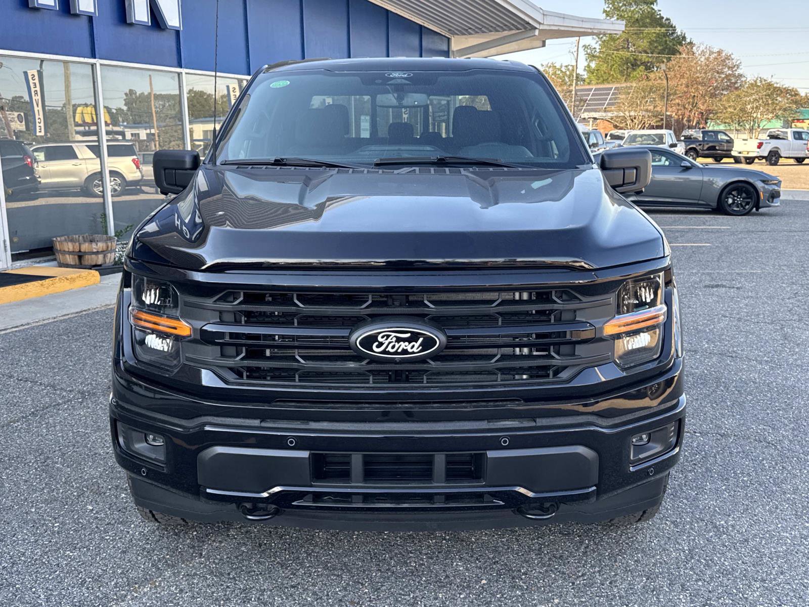 New 2025 Ford F150 XLT w/ Equipment Group 302A MID image 2