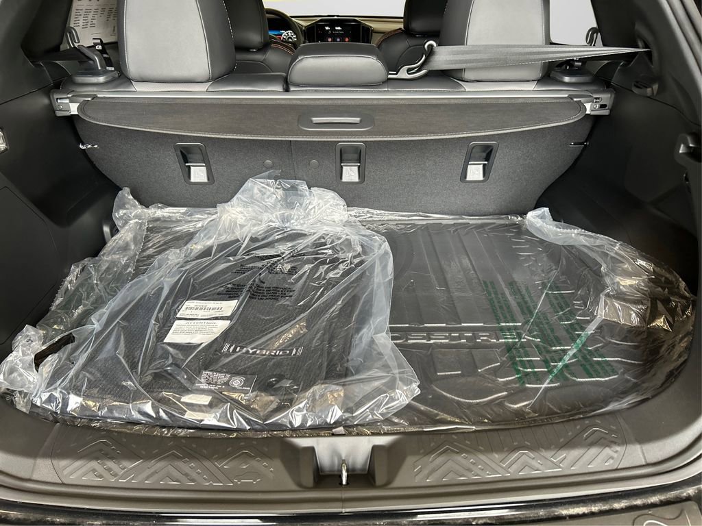 New 2026 Subaru Crosstrek 2.5i Limited w/ Crosstrek Mirror Package image 11