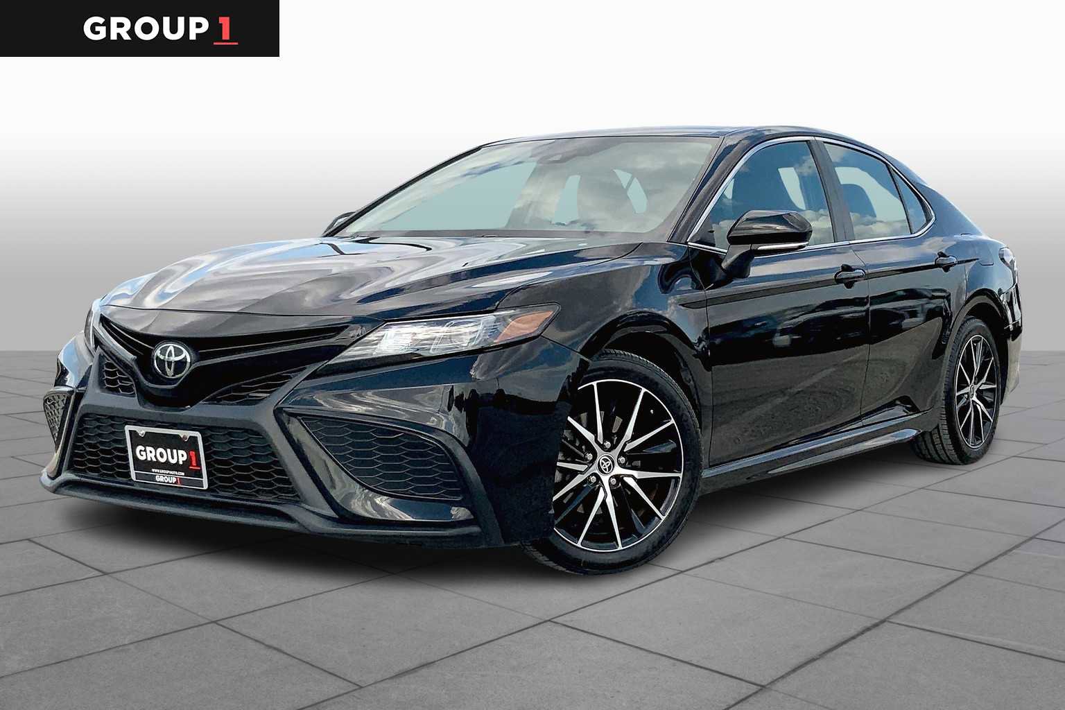 Used 2023 Toyota Camry SE