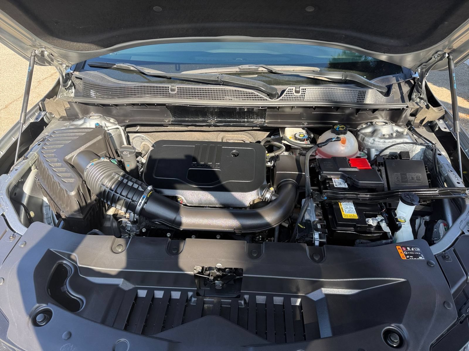 Used 2025 Chevrolet Blazer LT FWD image 29
