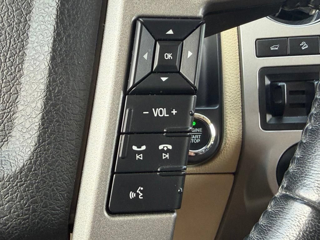 Used 2017 Ford Expedition Limited w/ Equipment Group 301A AWD/4WD image 15