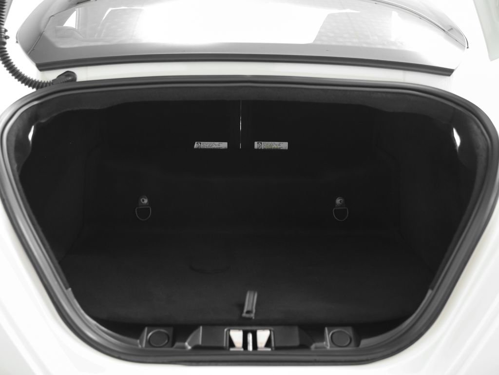 Certified 2023 Ferrari Roma image 25