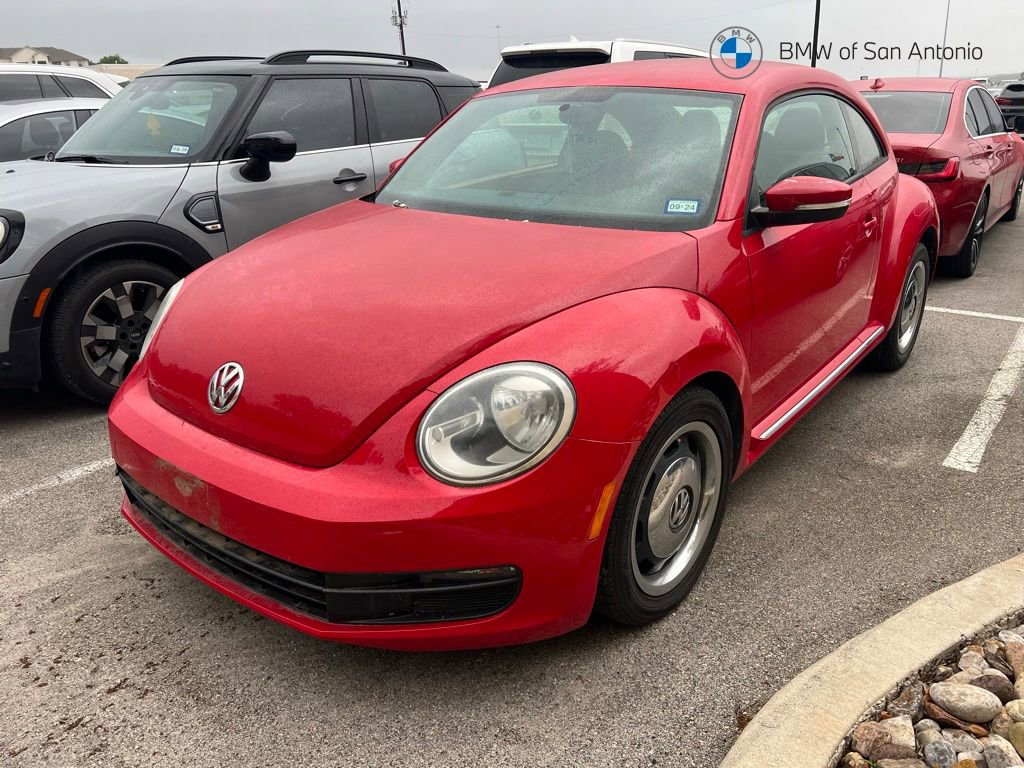 Used 2012 Volkswagen Beetle 2.5 image 1