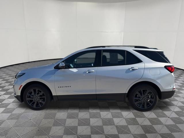 Used 2022 Chevrolet Equinox RS w/ Infotainment Package AWD/4WD image 11