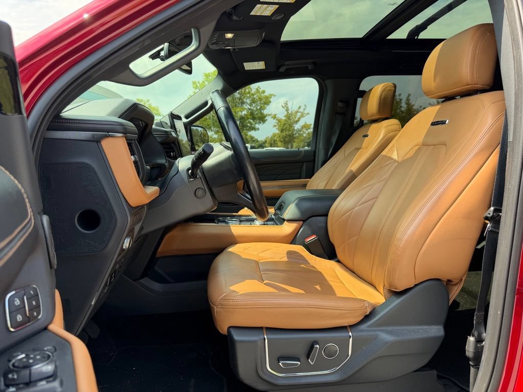 Used 2022 Ford Expedition Max Platinum AWD/4WD image 18