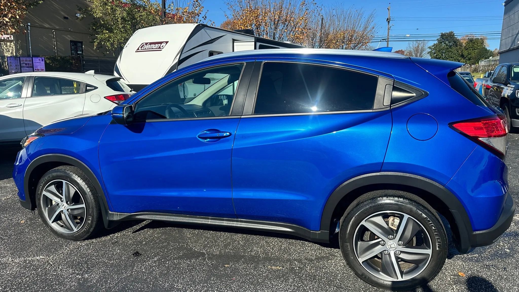 Used 2021 Honda HR-V EX image 6