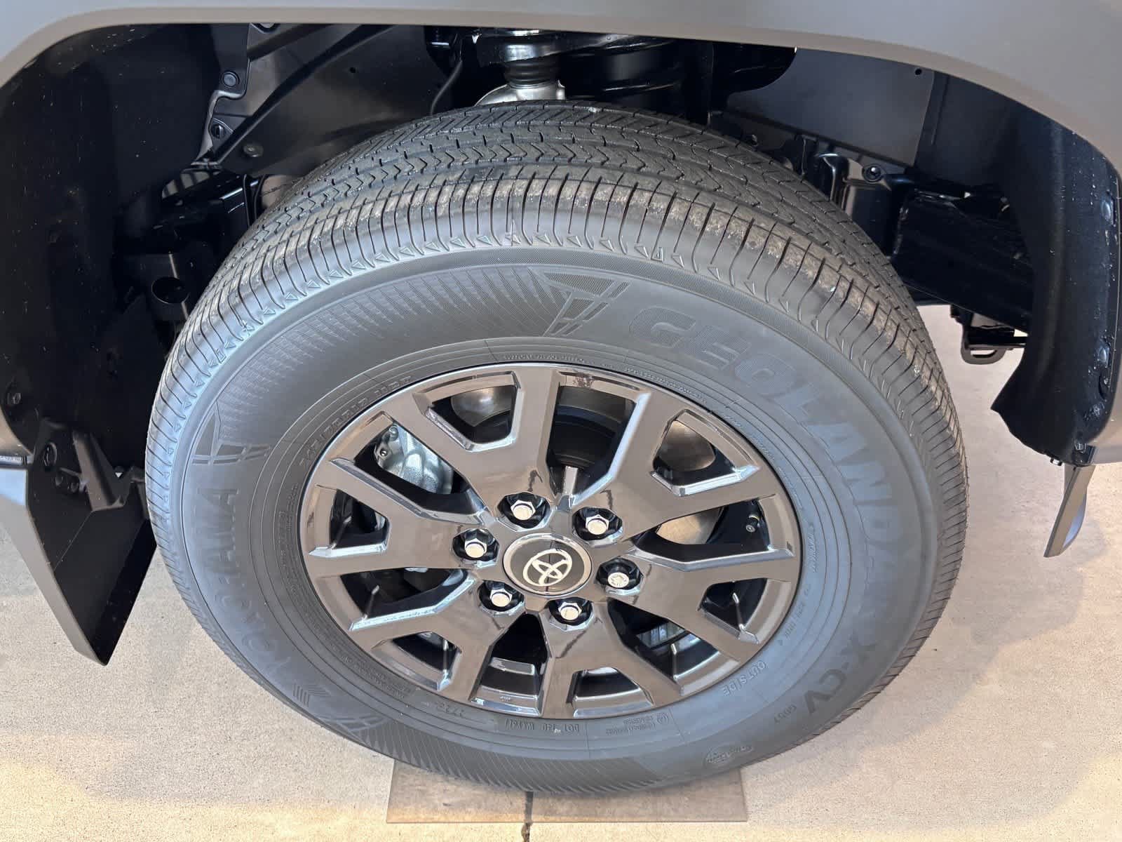 New 2026 Toyota 4Runner SR5 AWD/4WD image 6
