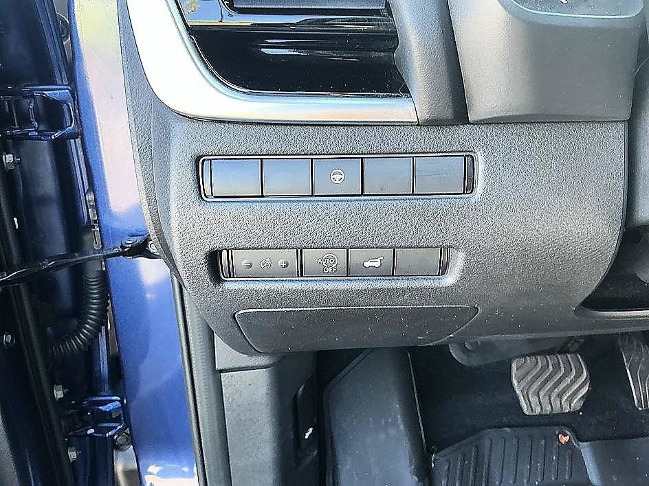 Certified 2023 Nissan Rogue SV AWD/4WD image 14