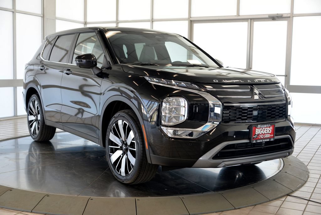 Used 2026 Mitsubishi Outlander SE AWD/4WD image 2