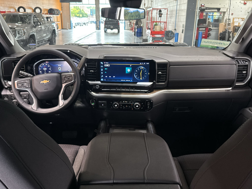 New 2026 Chevrolet Silverado 2500 LT w/ Convenience Package AWD/4WD image 16