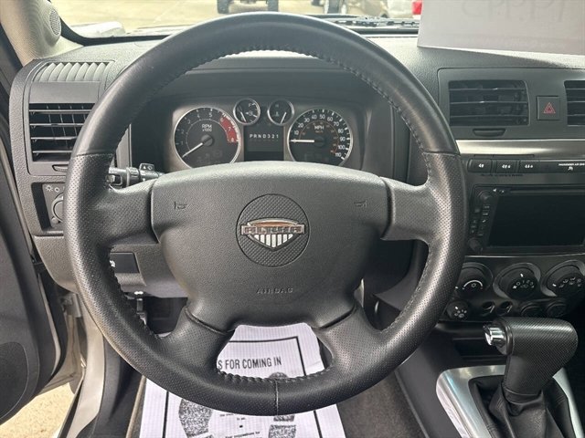 Used 2009 HUMMER H3 Alpha AWD/4WD image 5