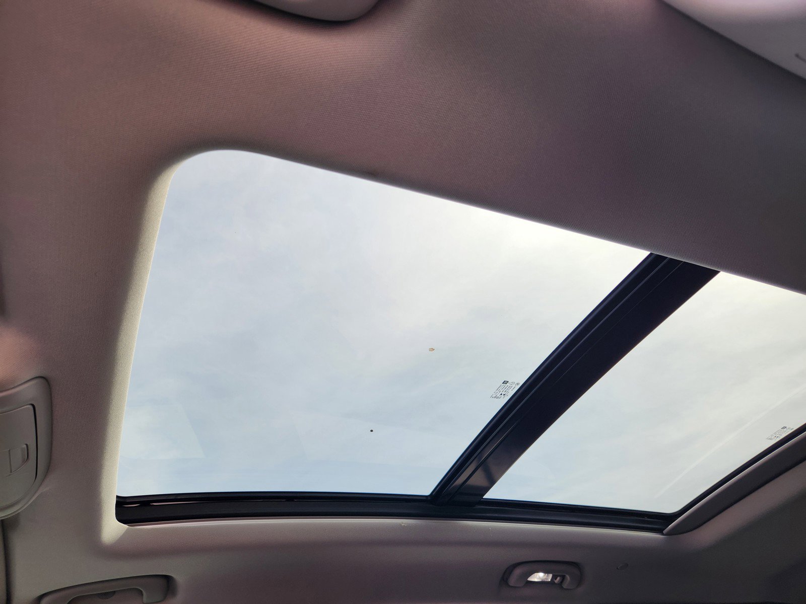 Used 2021 Chevrolet Equinox Premier FWD image 6