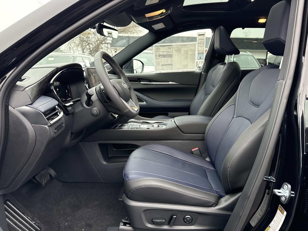 New 2026 INFINITI QX60 Sport image 16