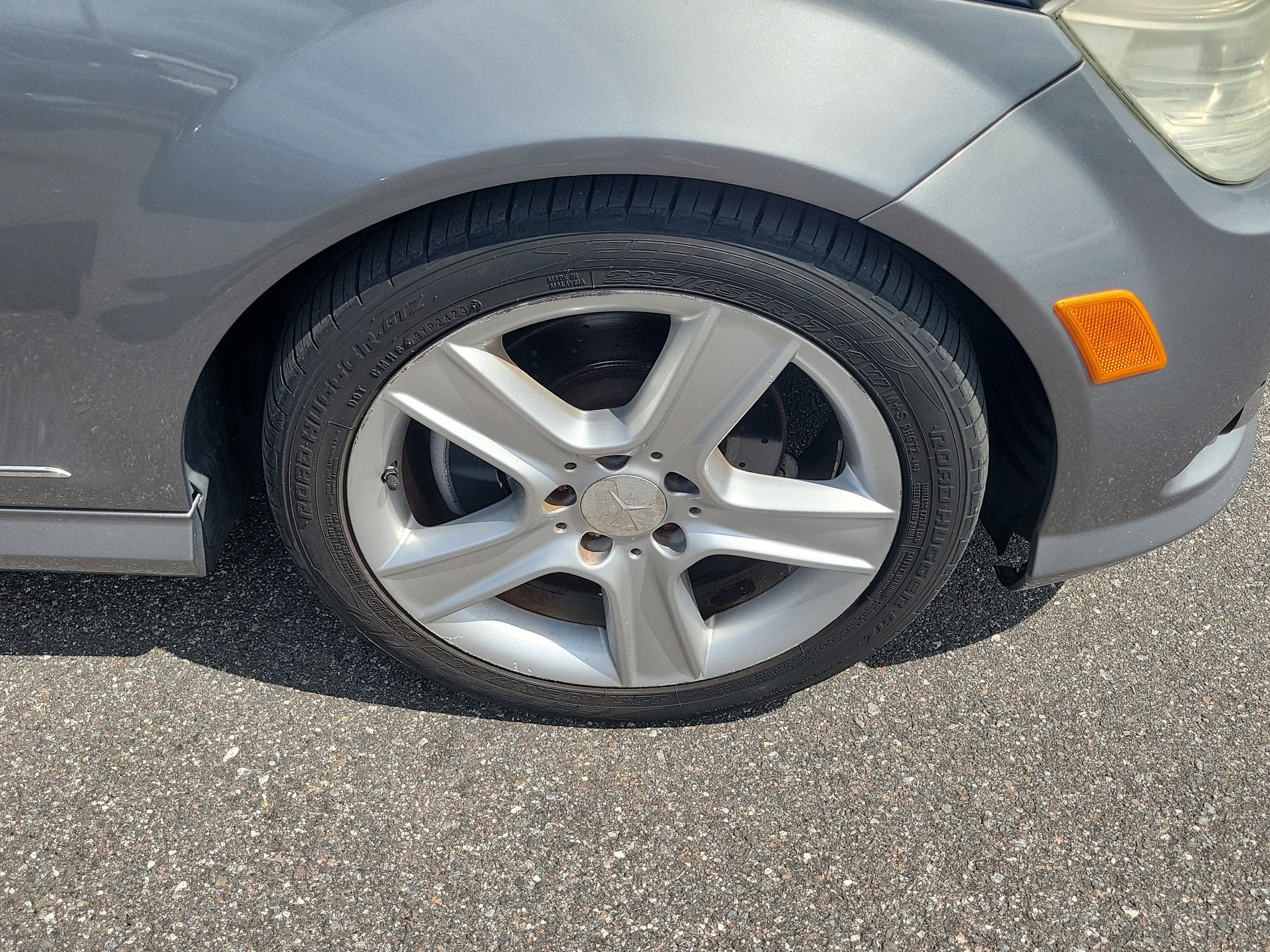 Used 2010 Mercedes-Benz C 300 Sedan image 43