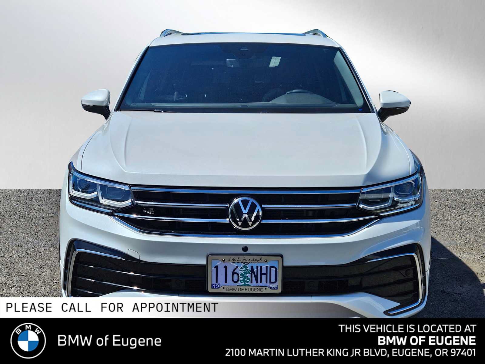 Used 2022 Volkswagen Tiguan SEL R-Line AWD/4WD image 8